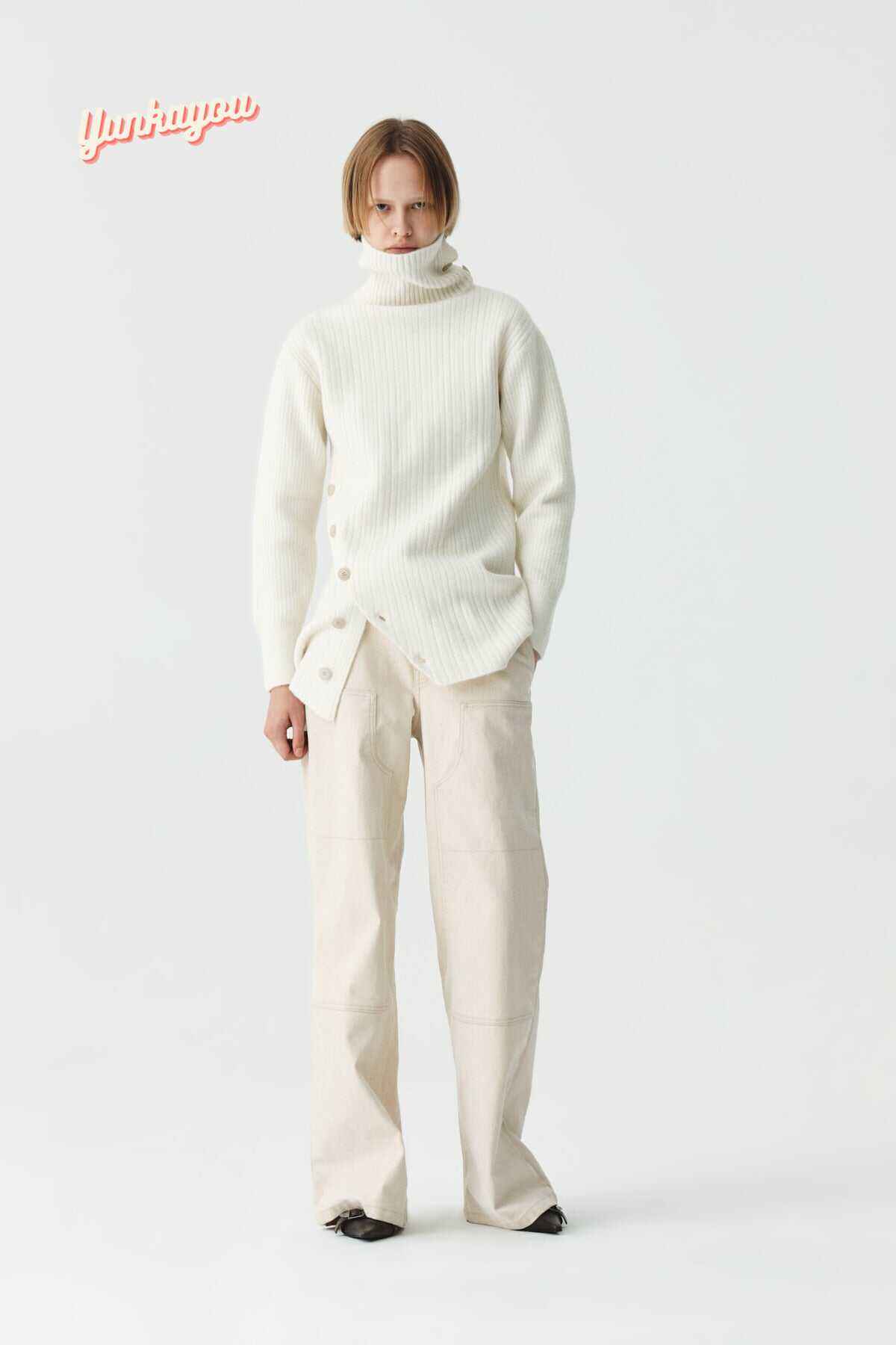 KNIT DRESS IN IVORY