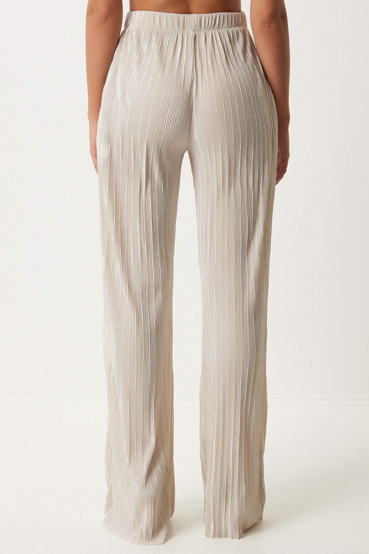 Silkcomo Chic Beige Oversized Button-Up Shirt and Wide-Leg Trousers Set