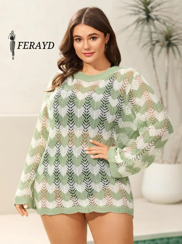 Textured Cut-Out Round Neck Pullover