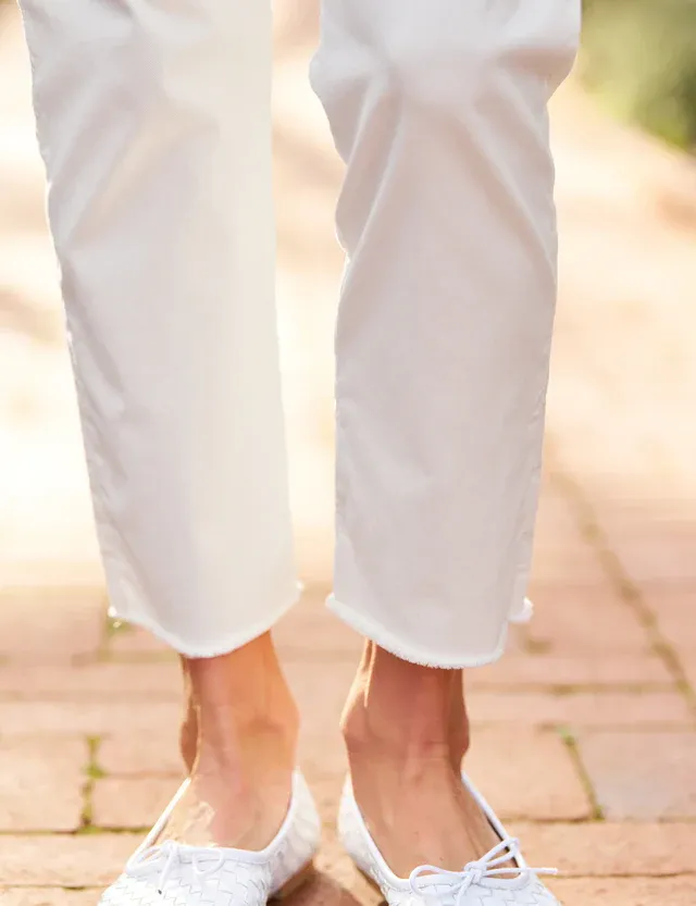 New summer  pants that are comfortable and breathable