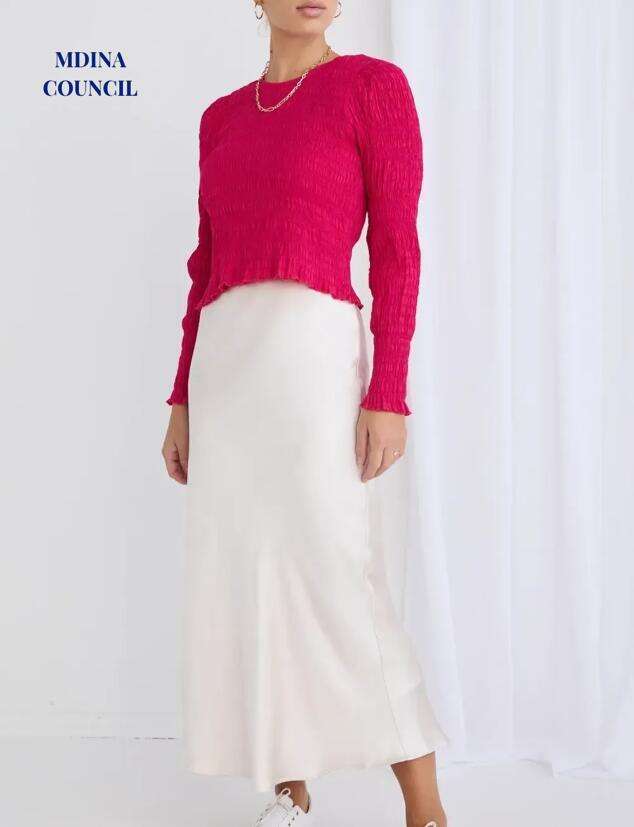 Dani Raspberry Shirred Ls Top