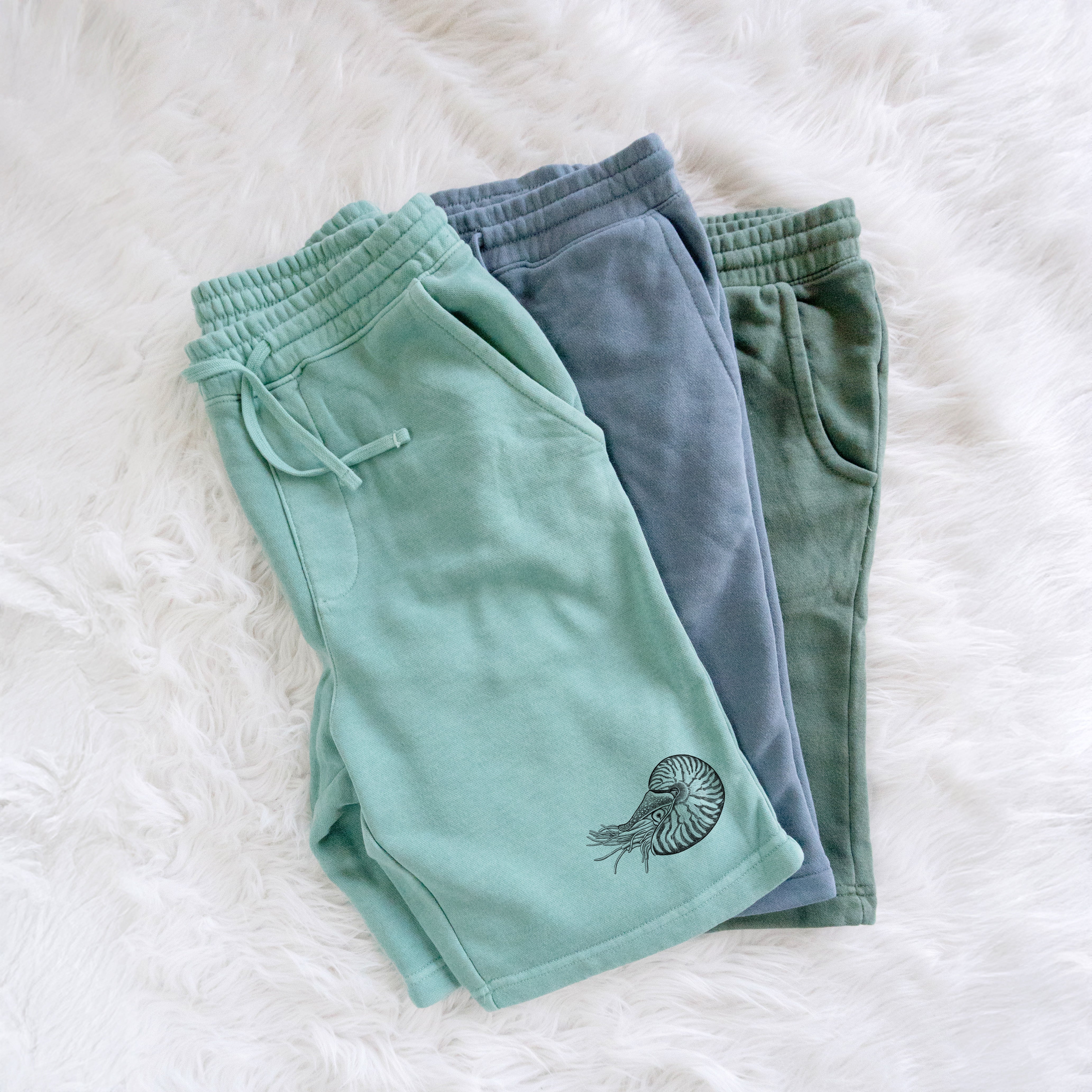Palau Nautilus - Nautilus belauensis - Unisex Pigment Dyed Shorts