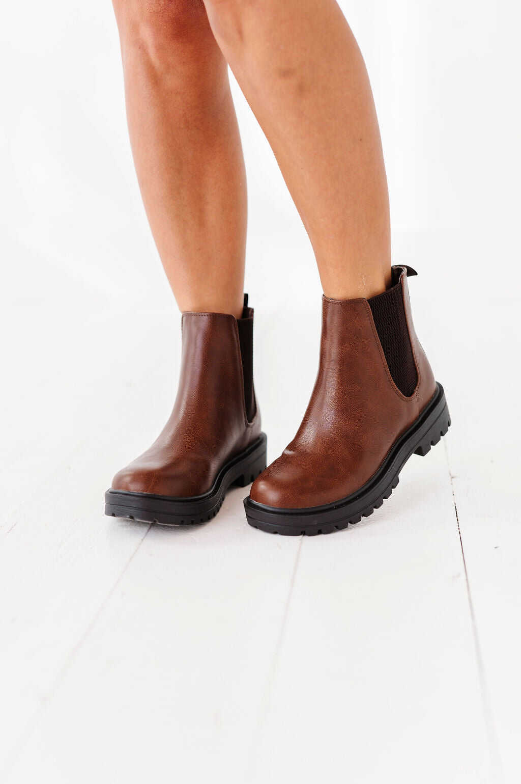 Paden Chelsea Boots in Cognac