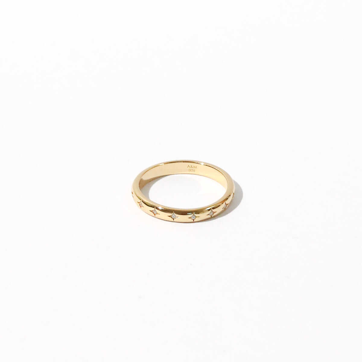 Cosmic Star Band Ring in Gold