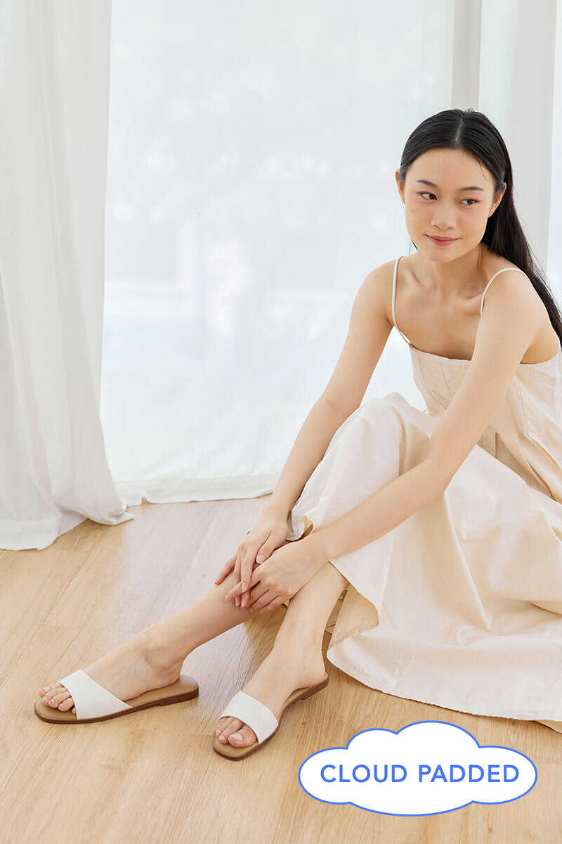 Chantal Irregular Strap Cloud Sliders in Caffe Latte