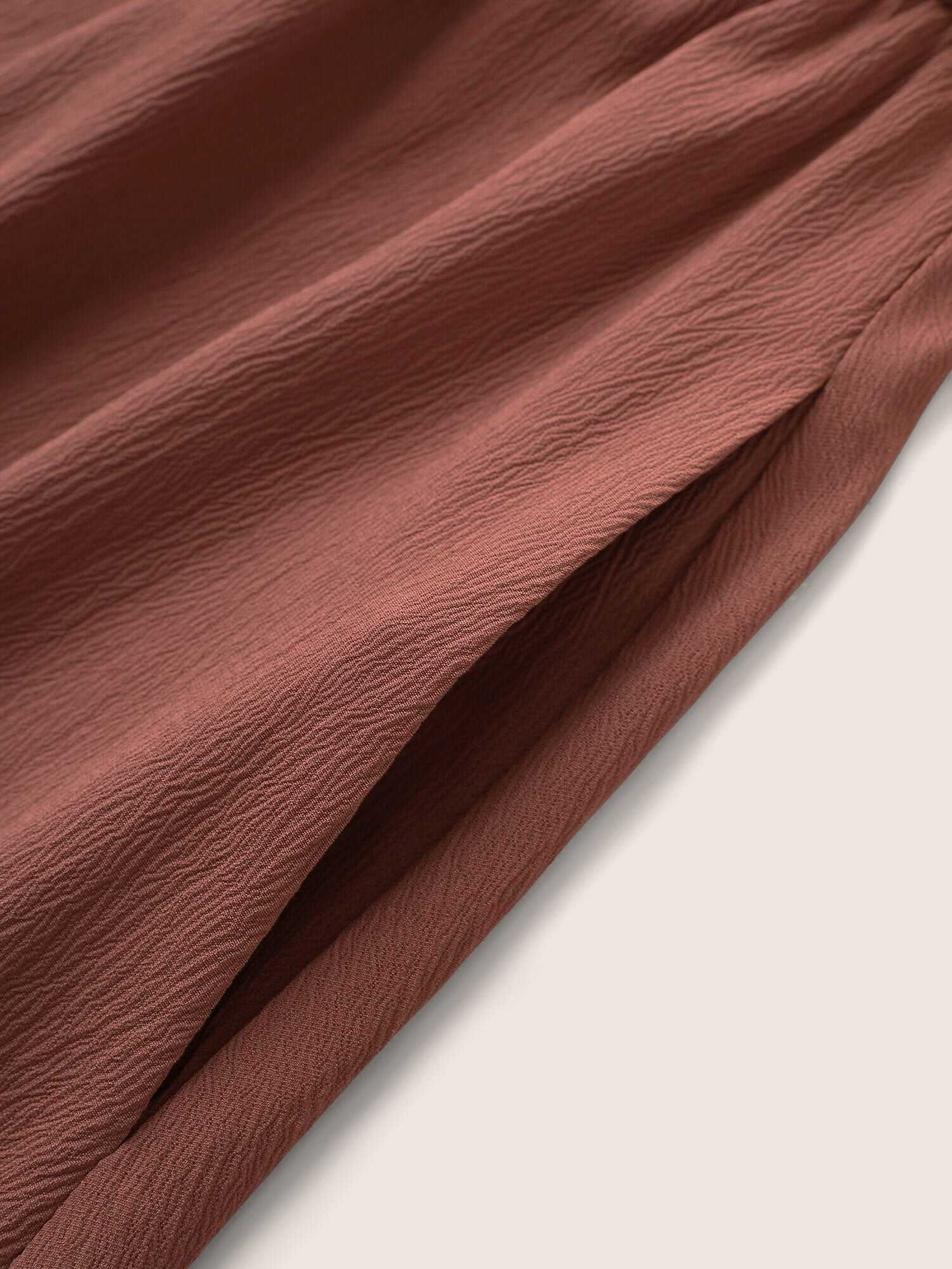Anti-Wrinkle Keyhole Button Detail Belted Dress