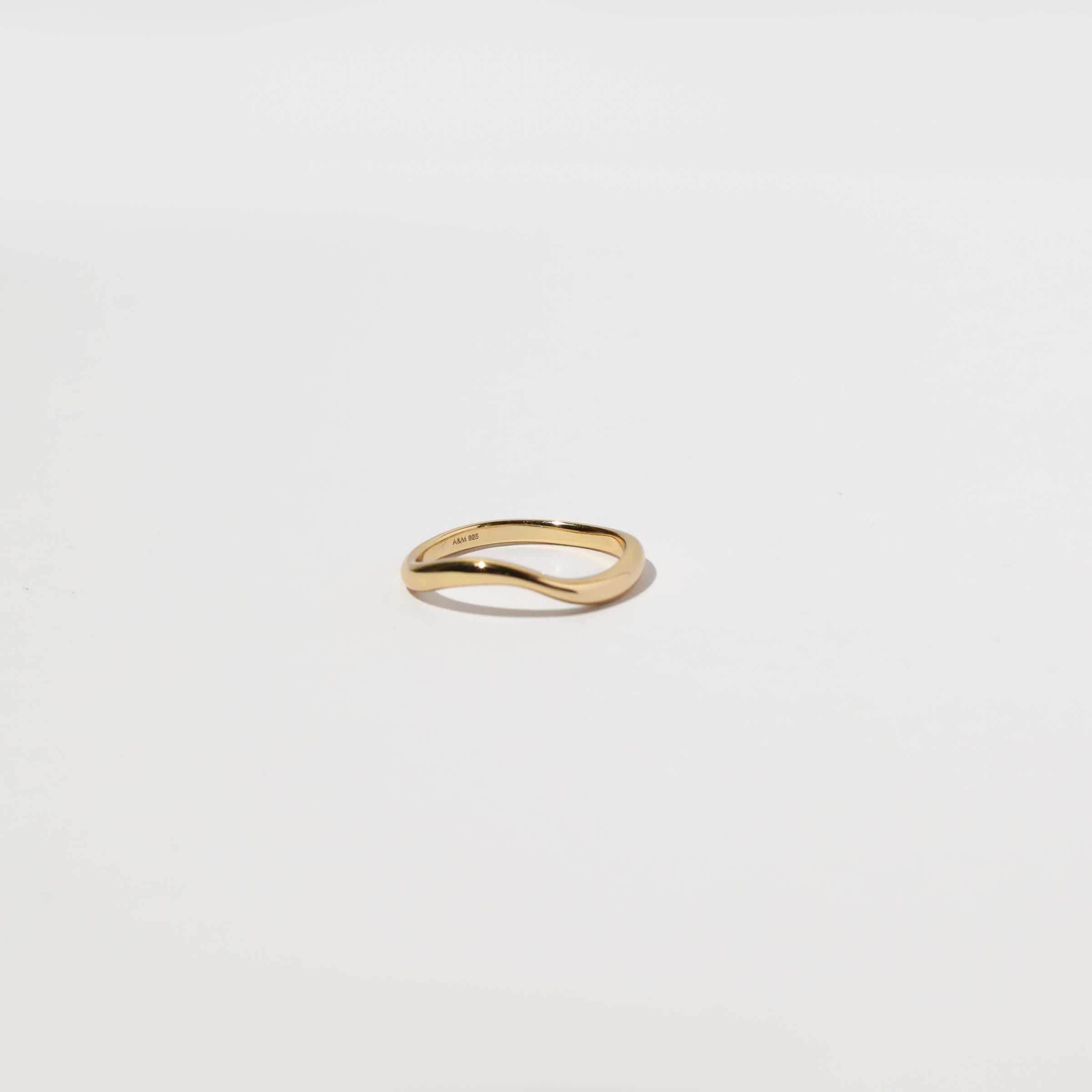 Wave Ring in Gold