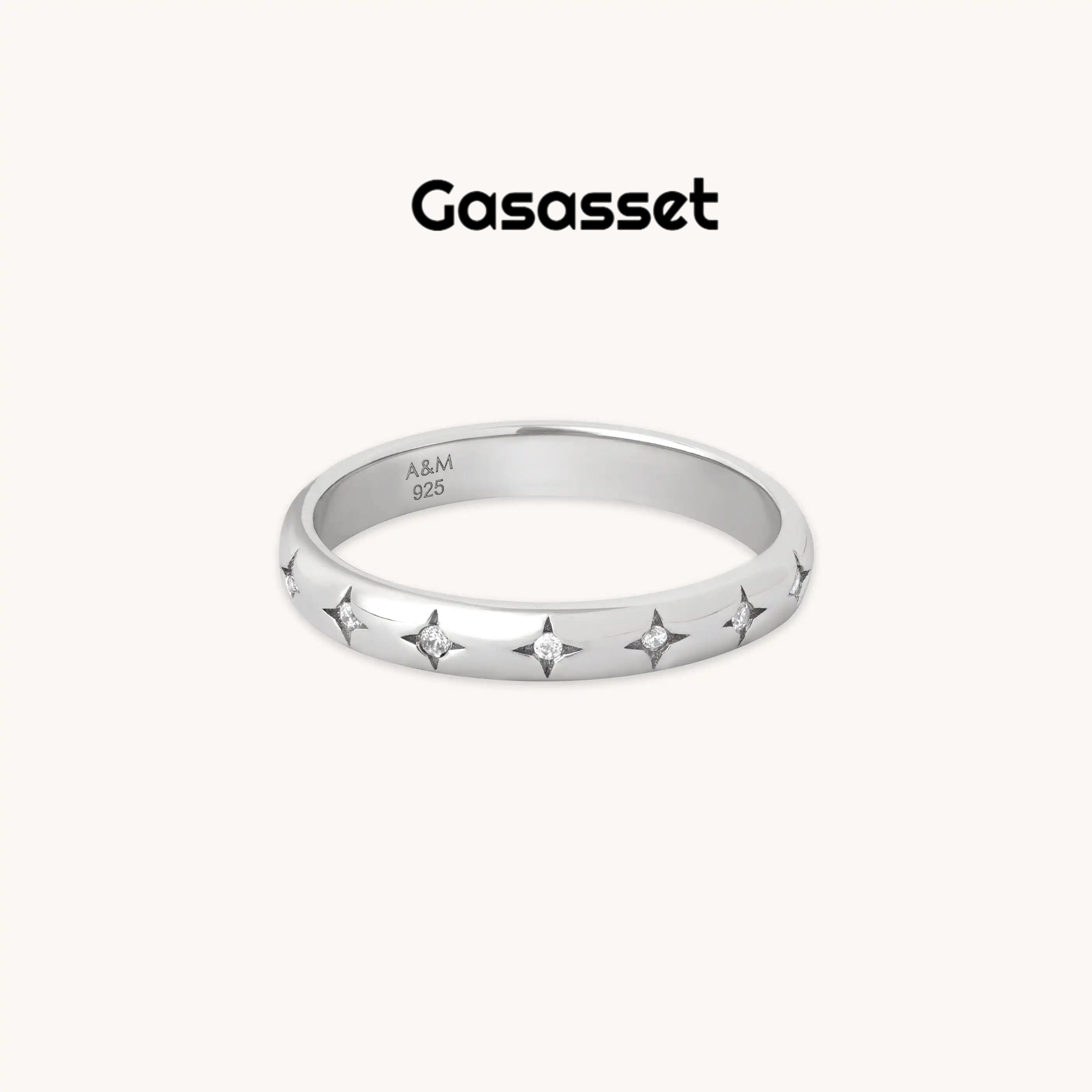 Cosmic Star Band Ring in Silver