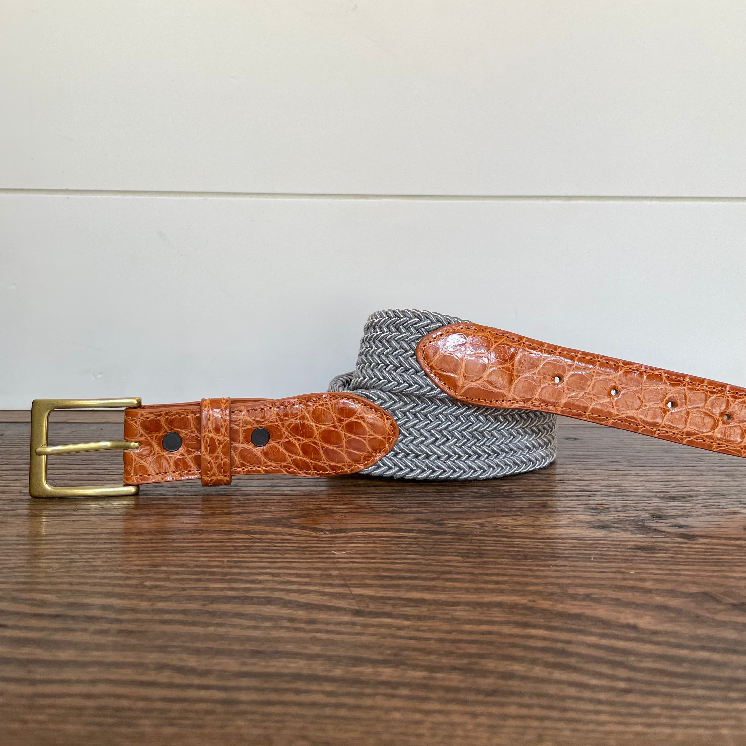 The Stretch Belt, Grey & White