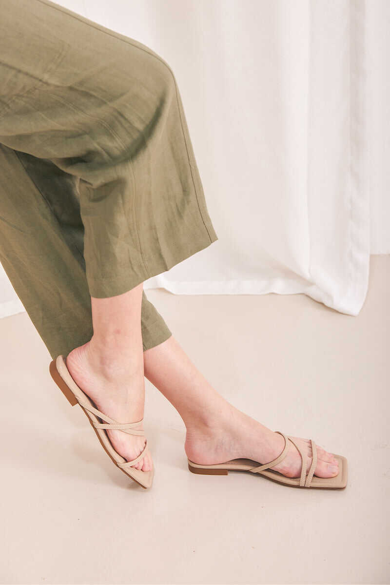 Strappy Sliders in Taupe