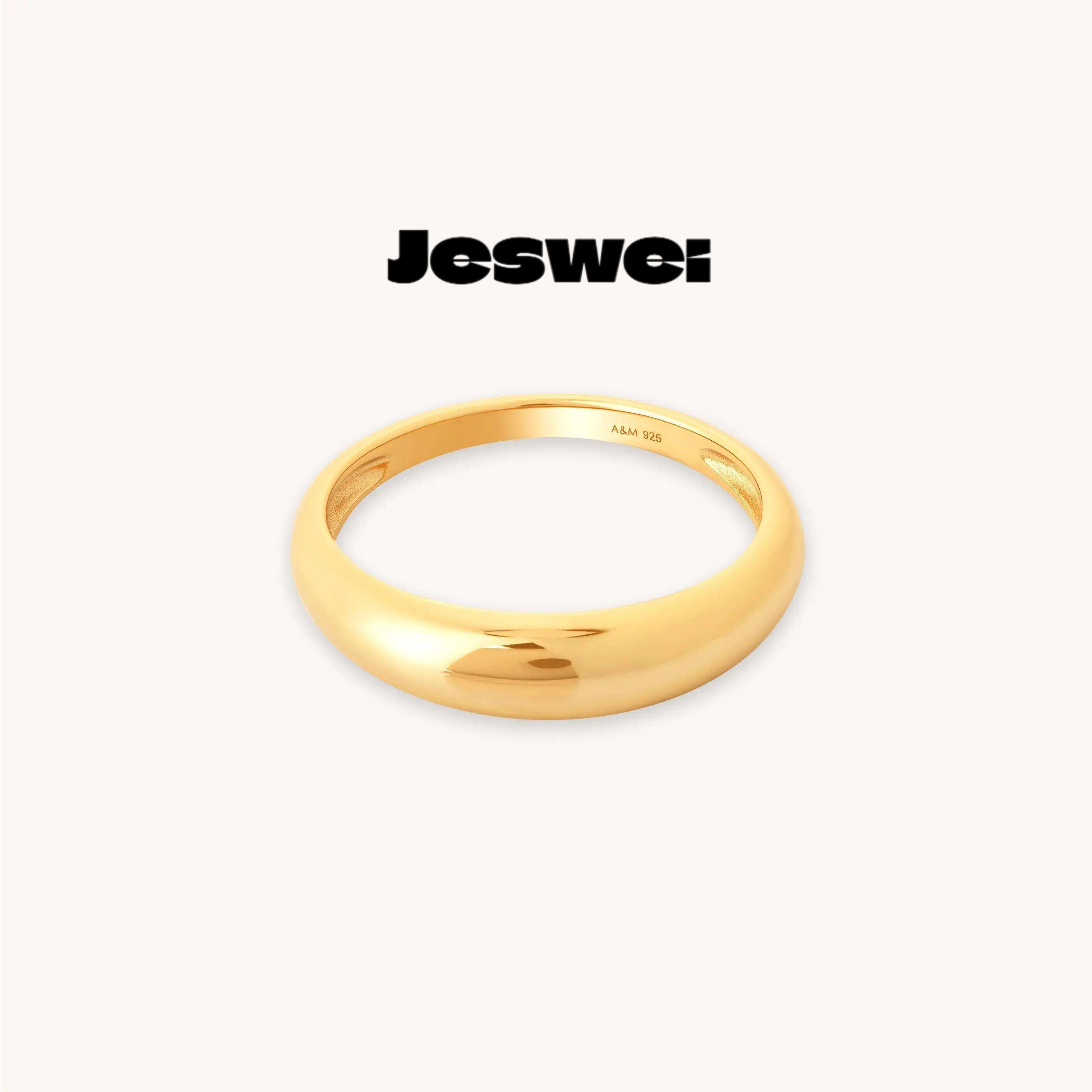 Essential Dome Ring in Gold