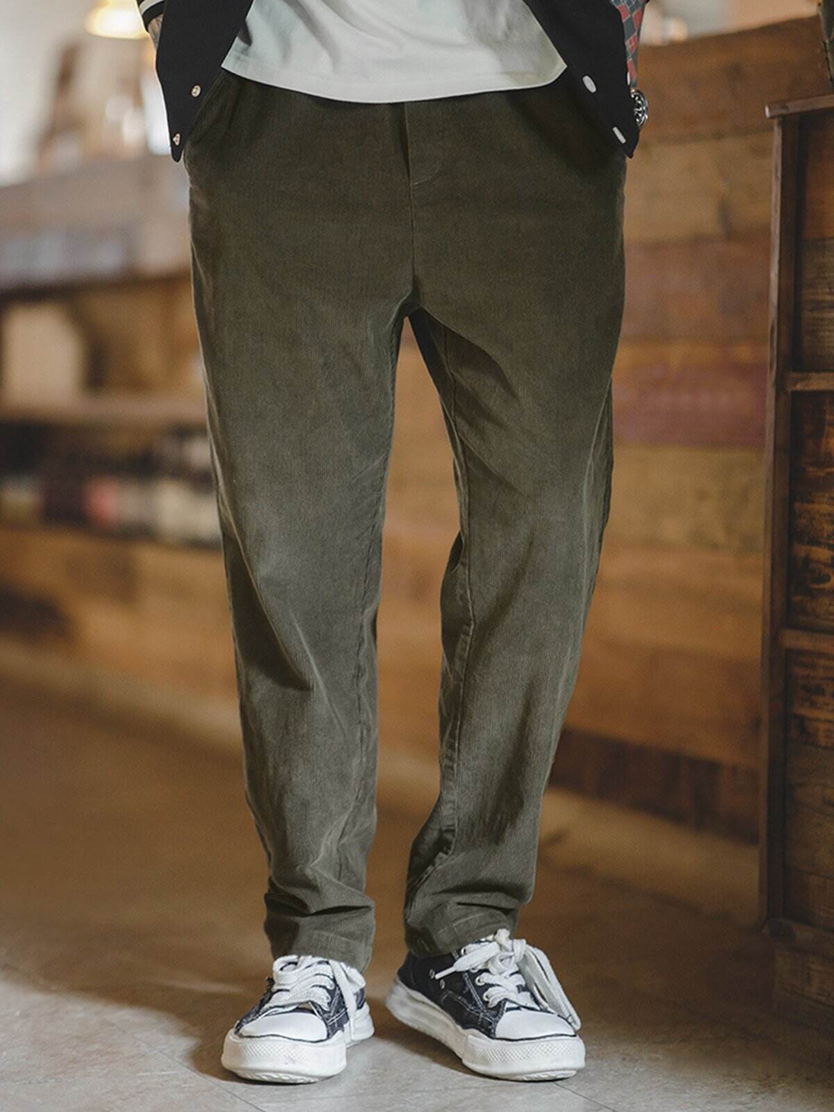 M's Corduroy Relaxed Fit Straight Pants