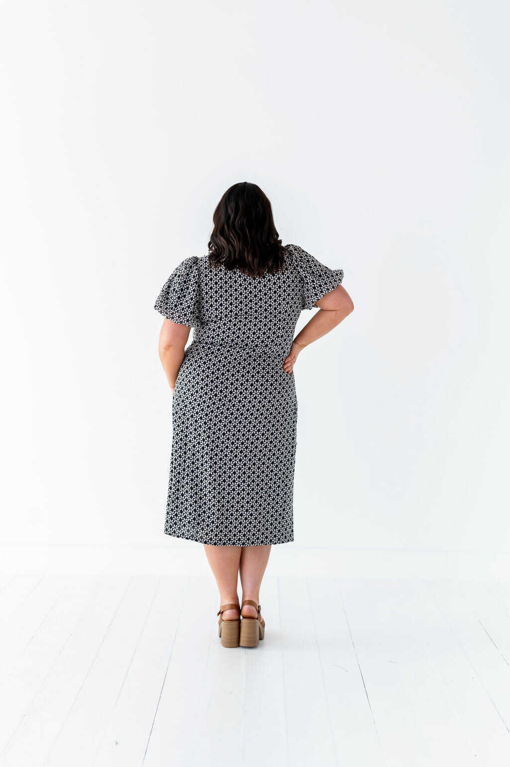 Wanda Vintage Dress - Size XL & 4XL Left