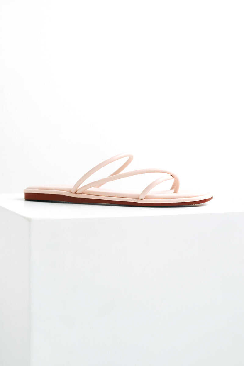 Strappy Sliders in Cream