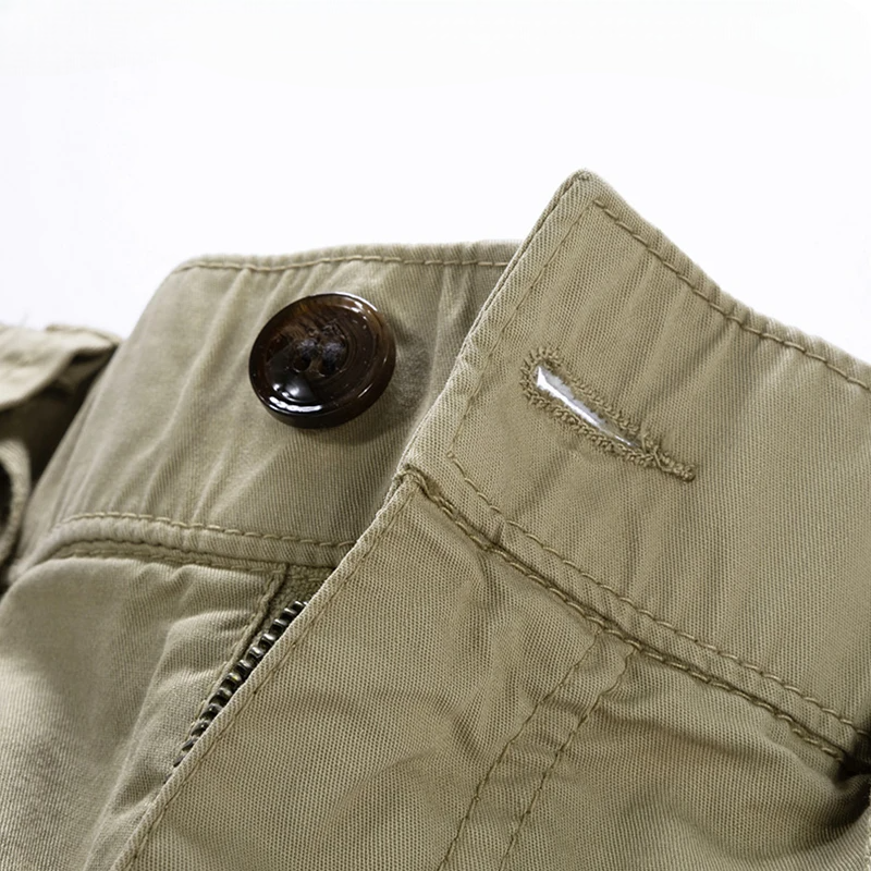 DOWNTOWN CARGO SHORTS