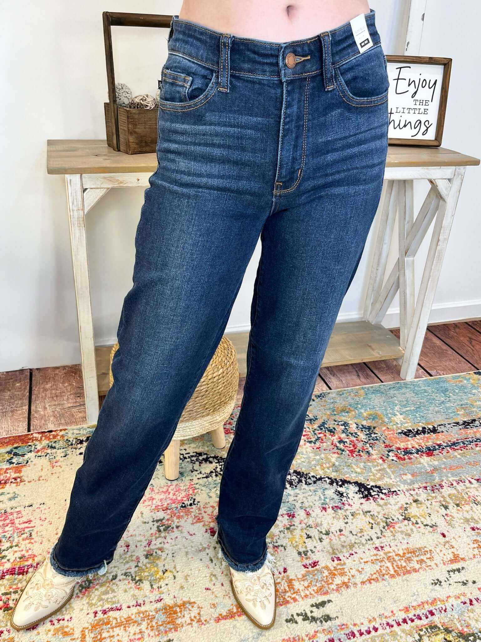 Judy Blue Country Mile Dark Wash Mid Rise Straight Jeans