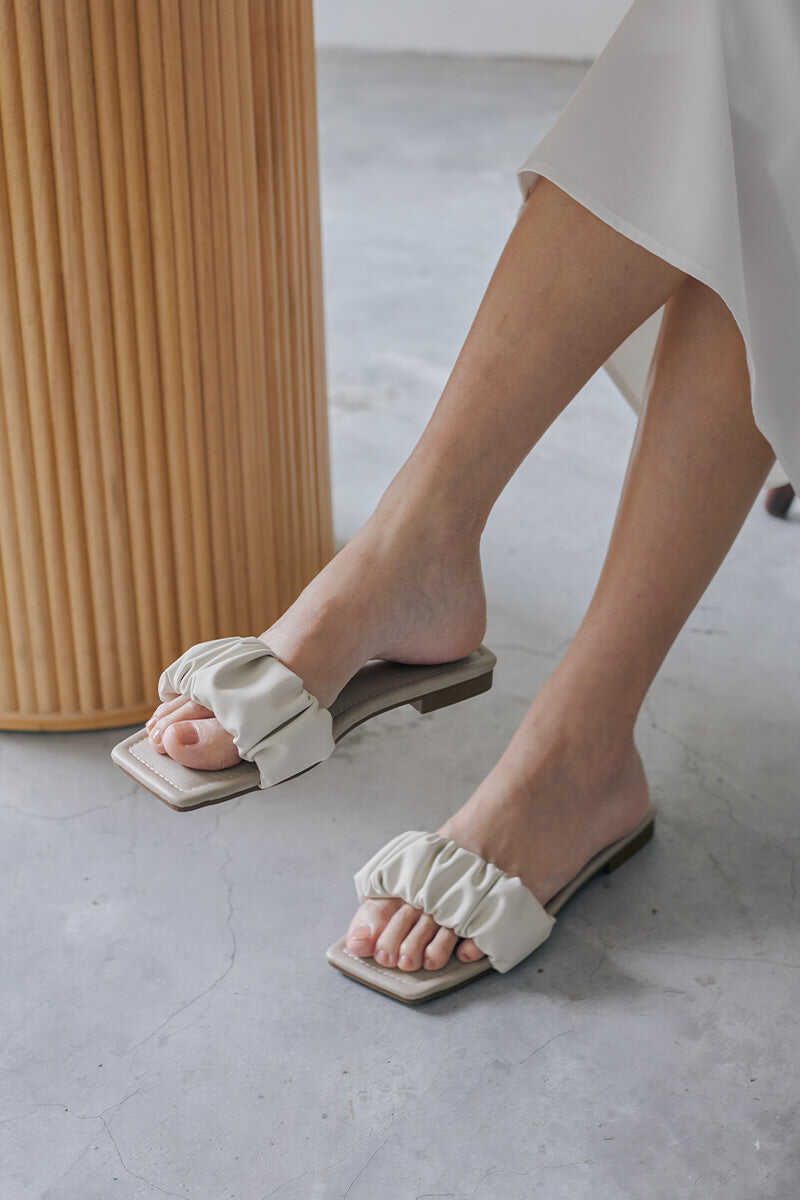 Ruching Sliders in Stone