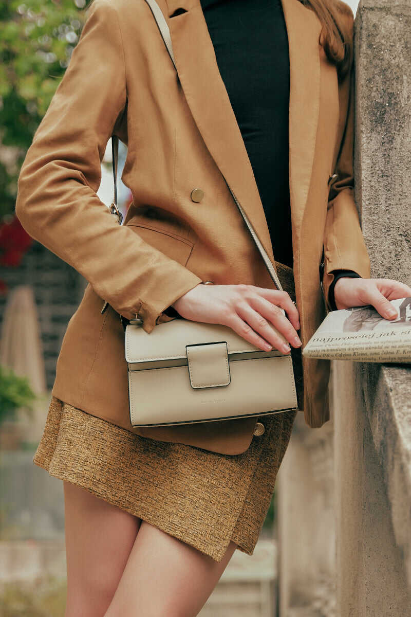Tokyo Box Bag in Oat