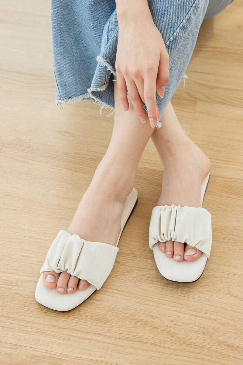 Willow Cloud Sliders in Pearl Waterproof Satin