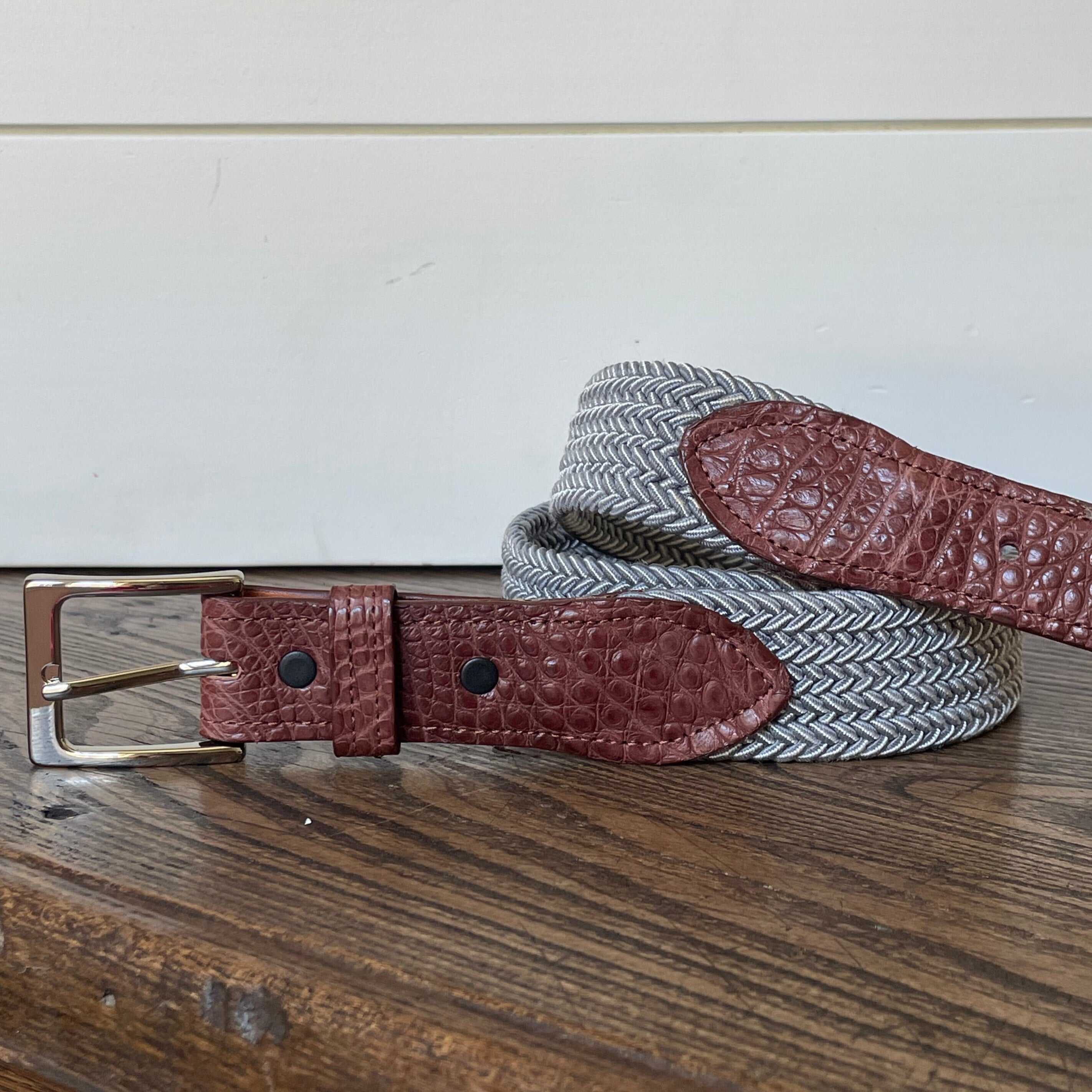 The Stretch Belt, Grey & White