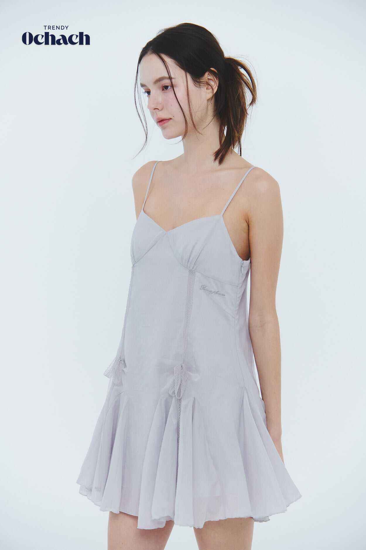 PAIN OR PLEASURE ARIEL LACE DRESS LIGHT GREY