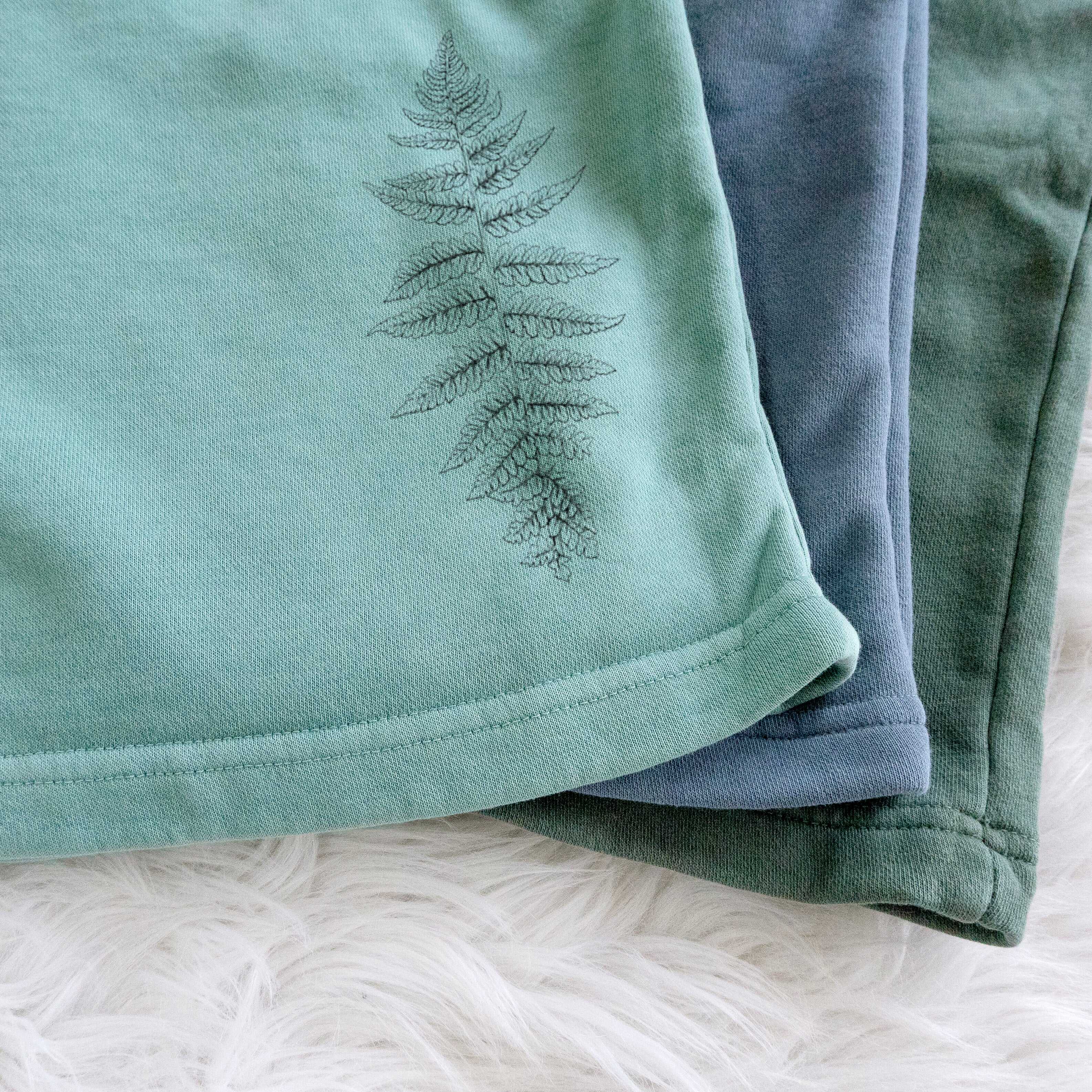 Athyrium filix femina - Lady Fern - Unisex Pigment Dyed Shorts