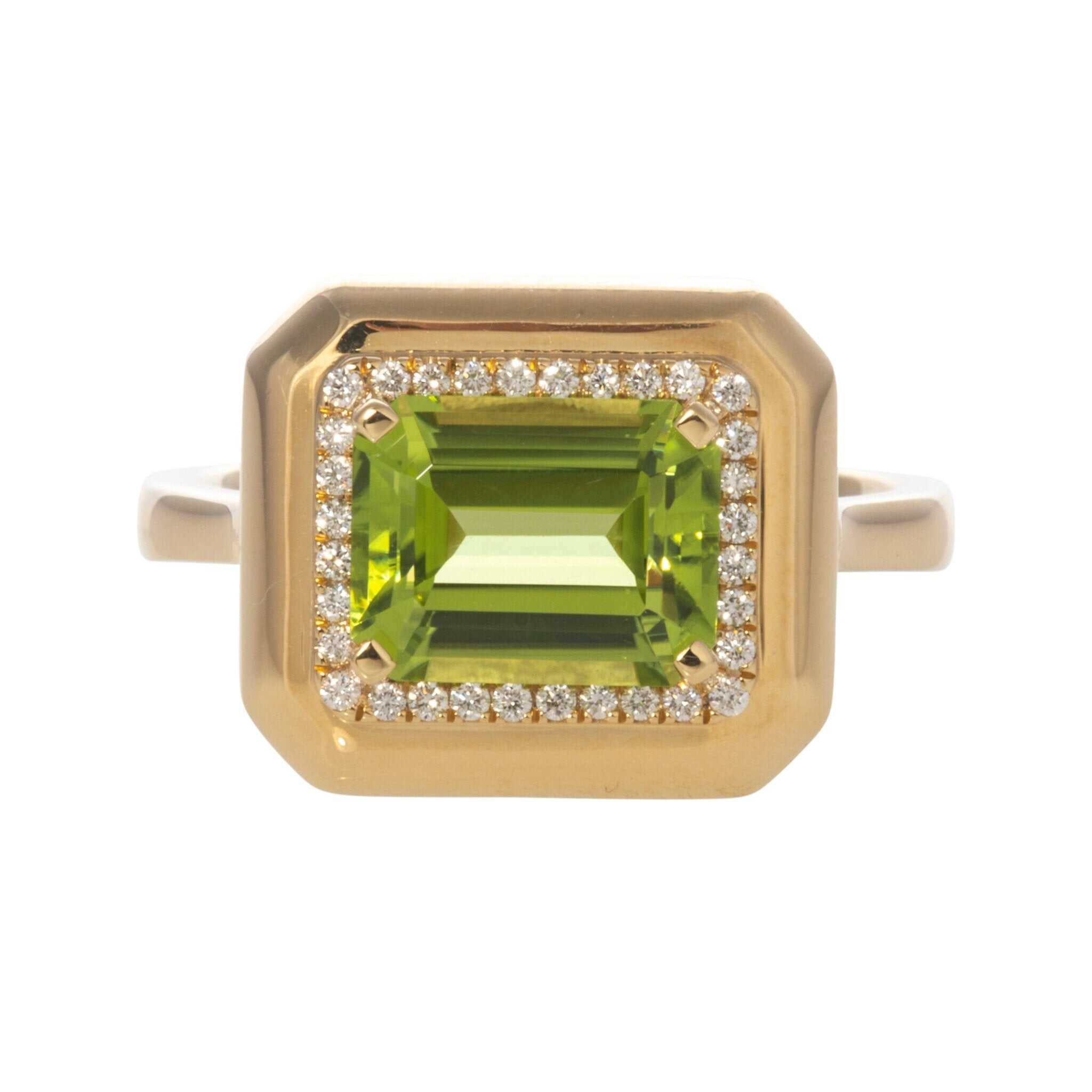 Goshwara Emerald-Cut Peridot & Diamond 18K Gold Ring