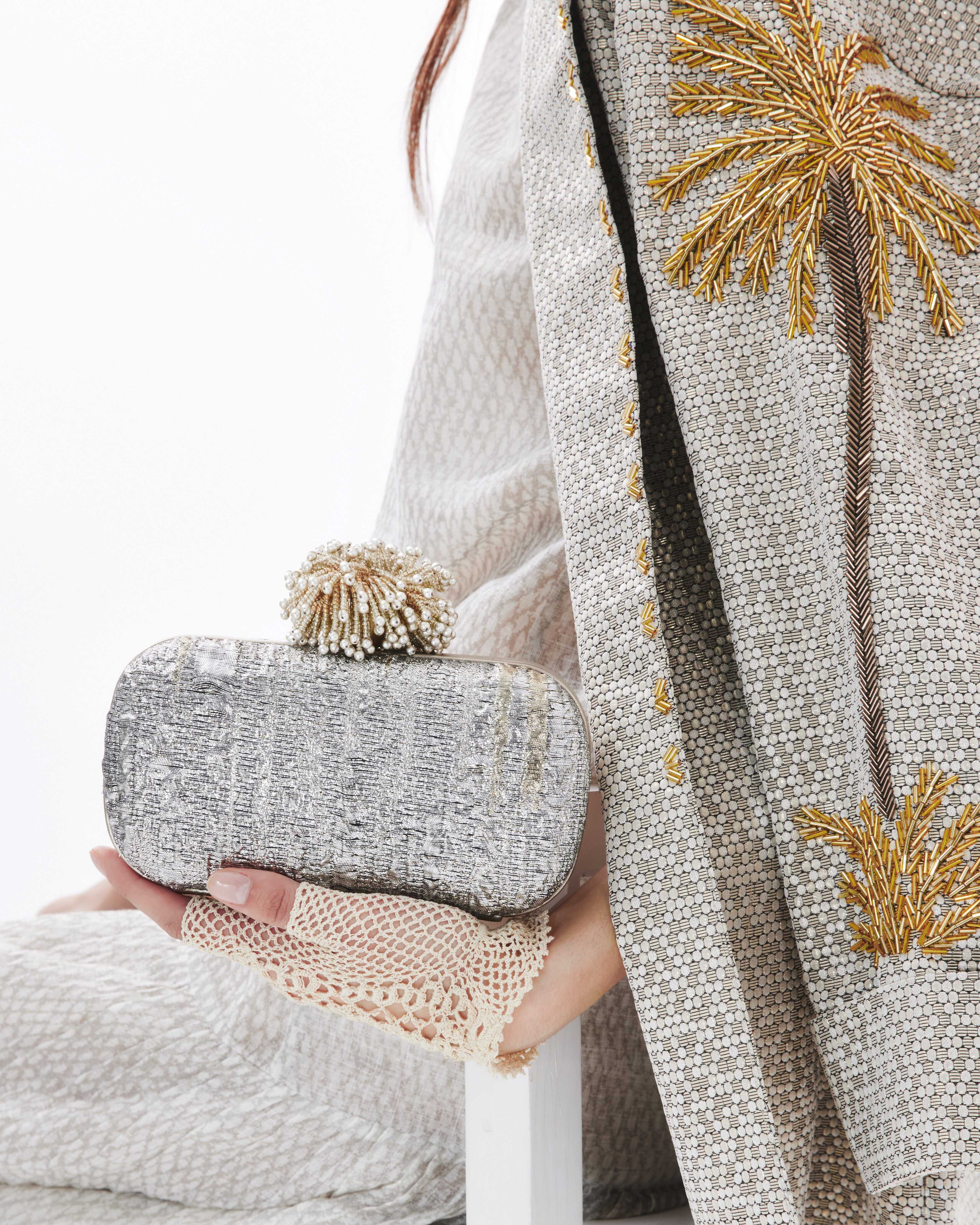DAHLIA ON AURORA BOX CLUTCH