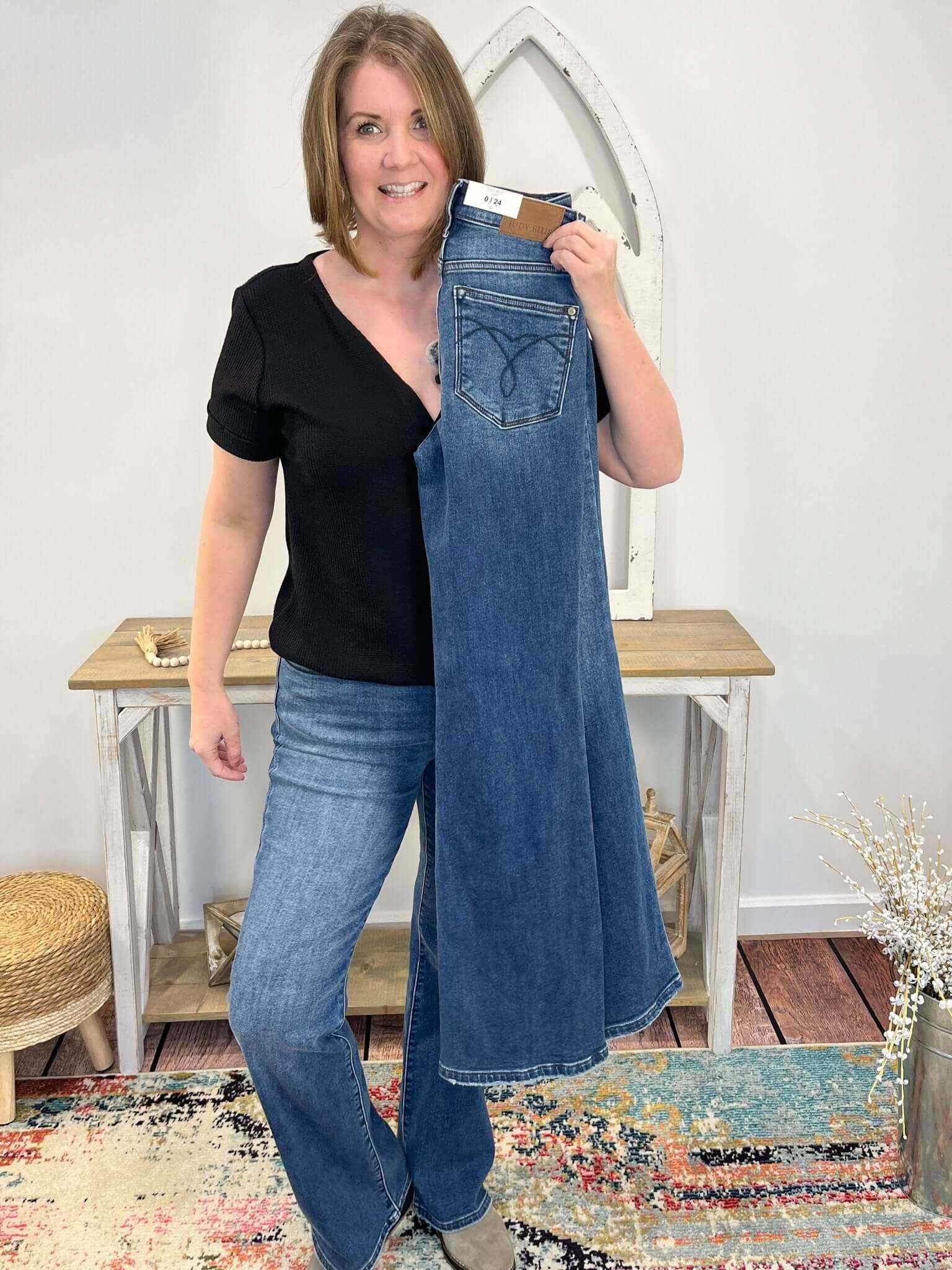 Judy Blue Mid-Rise Thermal Bootcut Jean