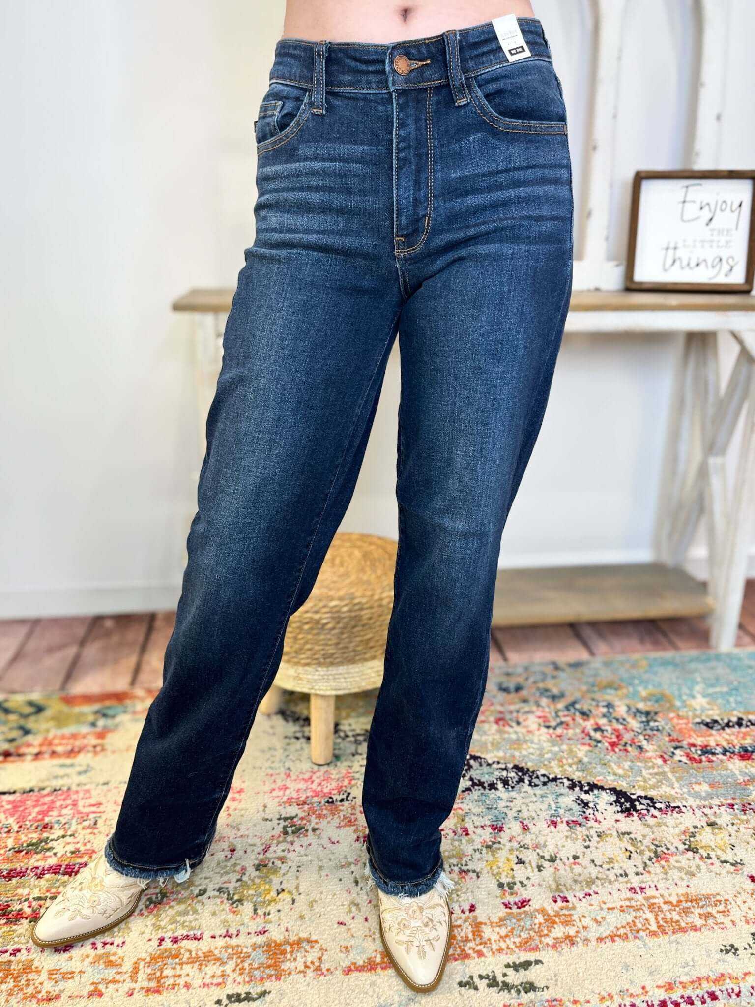Judy Blue Country Mile Dark Wash Mid Rise Straight Jeans