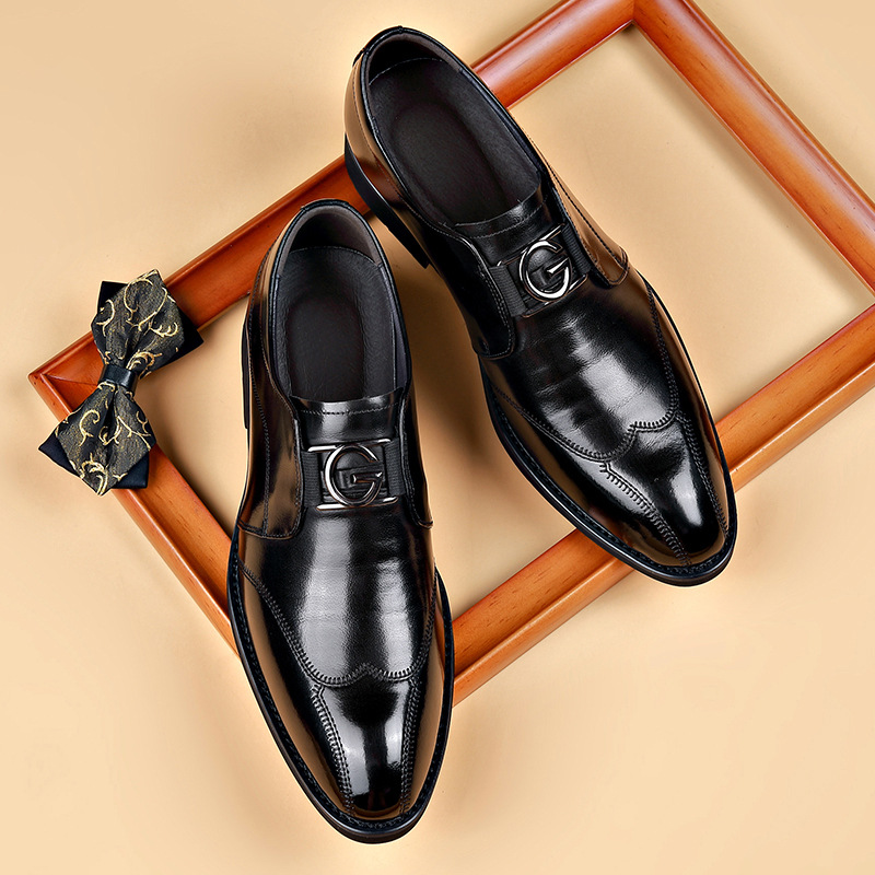 Men Dress Shoes Patent Leather Brogue Shoes