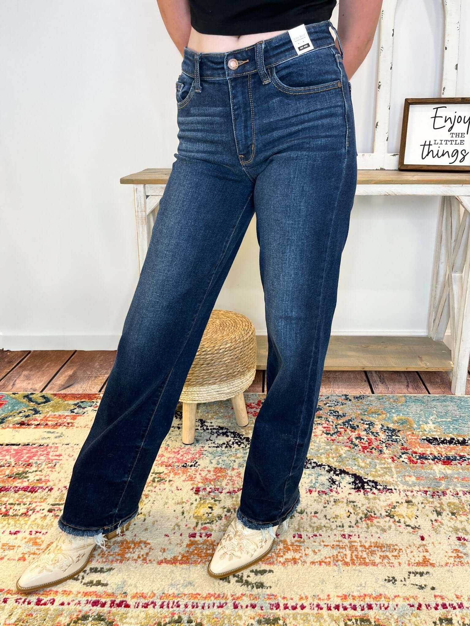 Judy Blue Country Mile Dark Wash Mid Rise Straight Jeans