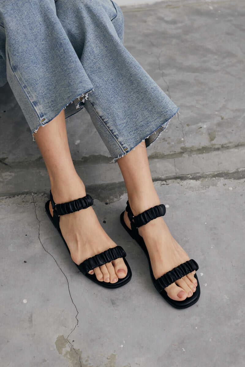 Juno Ruching Sports Sandals in Black