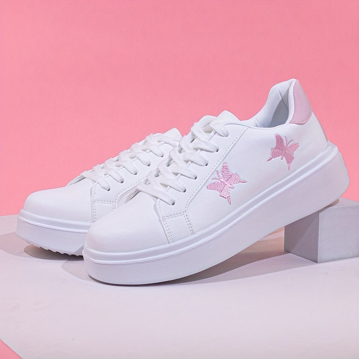 Women's Butterfly Embroidered Orthopedic Casual Sneakers