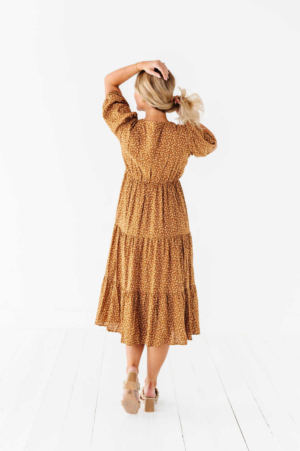 Fiona Floral Dress in Autumn Daisy - Size 3X & 4X Left
