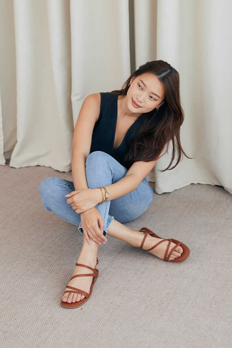 Romeo Strappy Sandals in Pecan