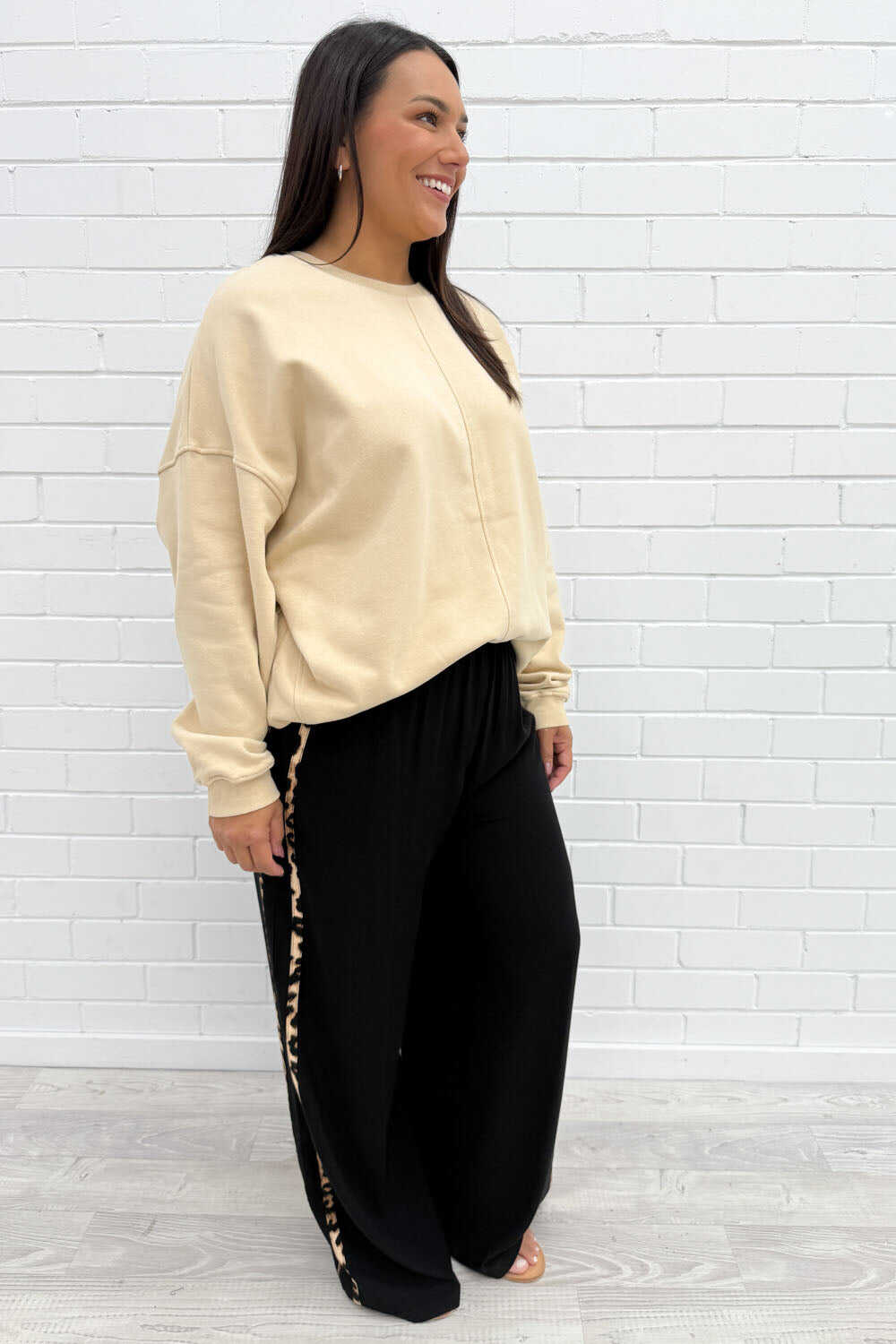 Cara Sweatshirt