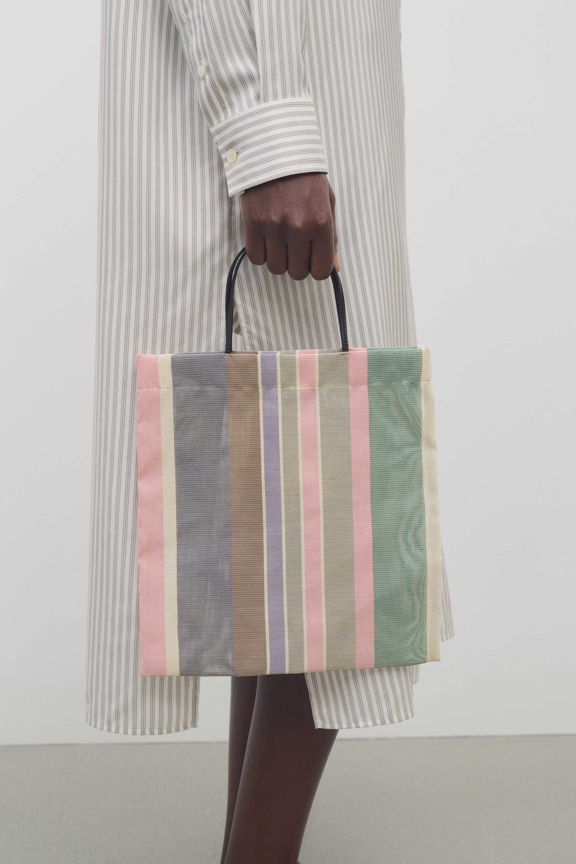 Barn Mini Tote Bag in Mesh