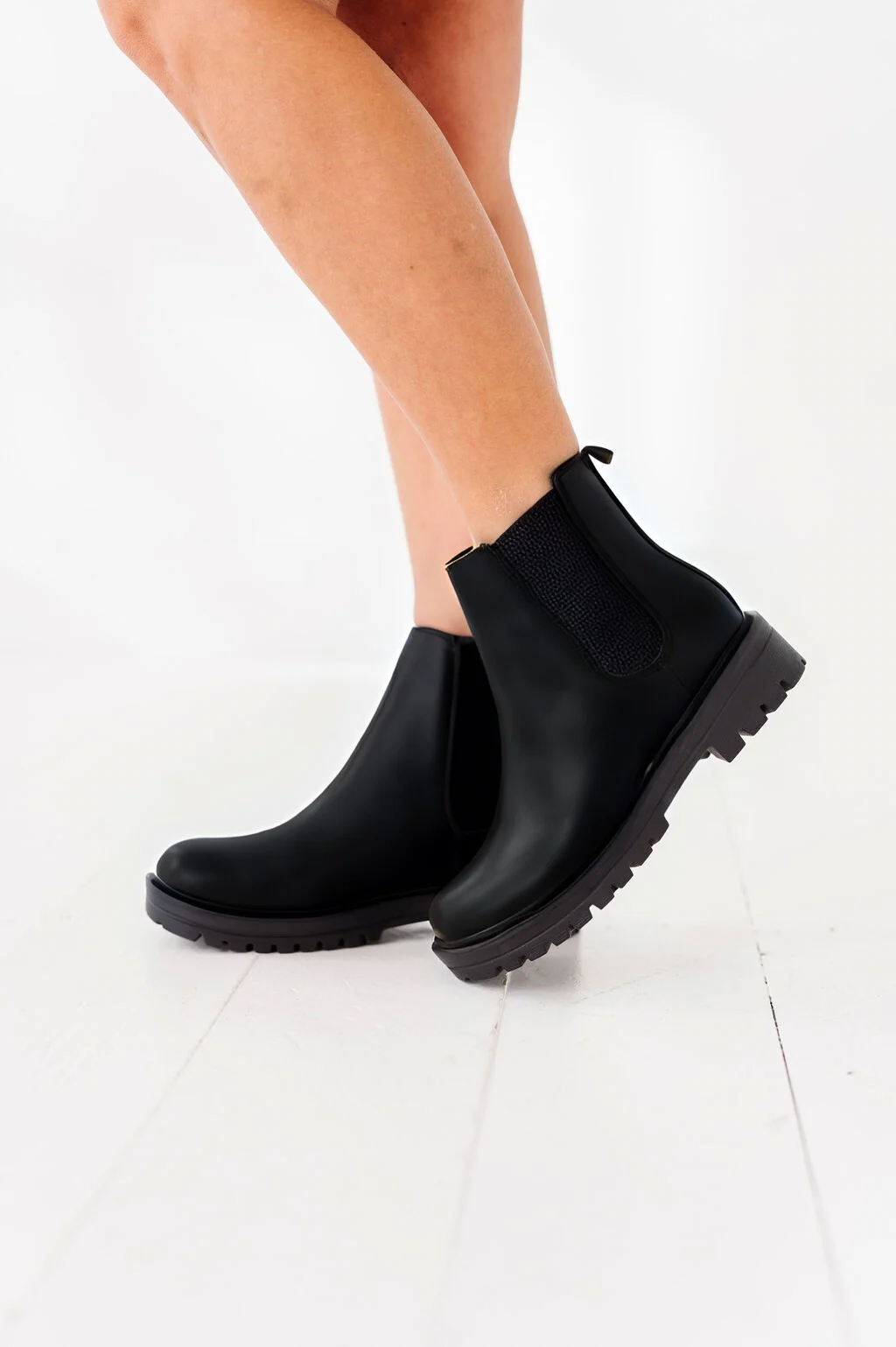 Paden Chelsea Boots in Black