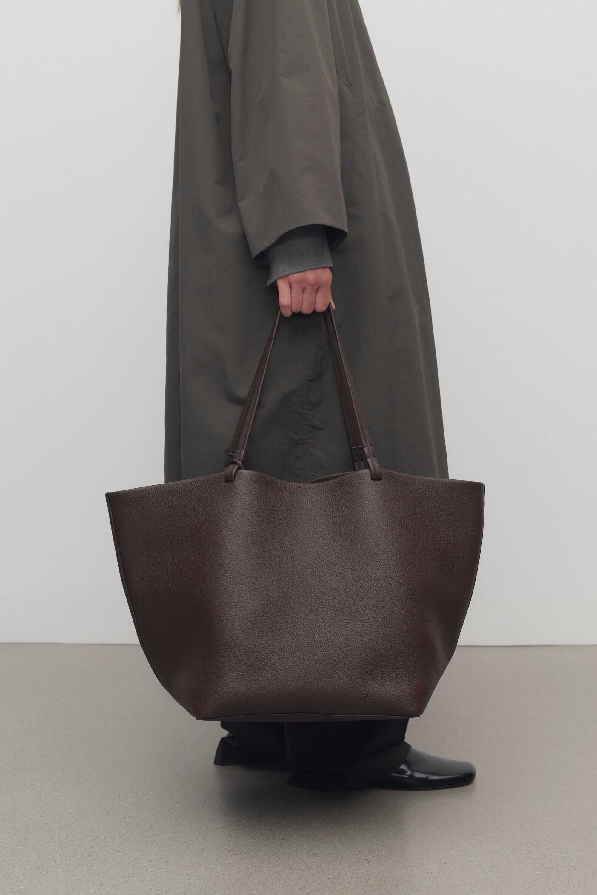 XL Park Tote Bag in Leather