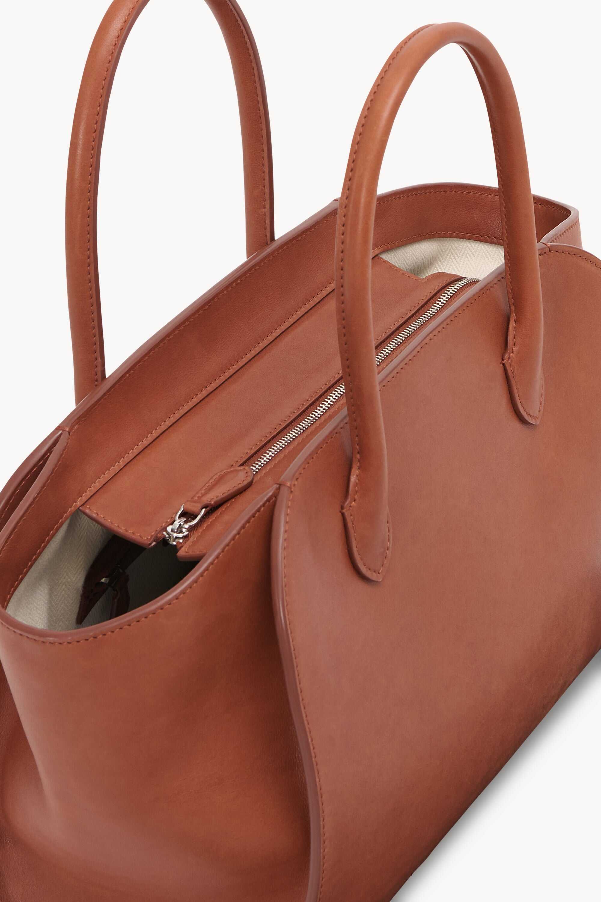 Marlo 12 Bag in Leather