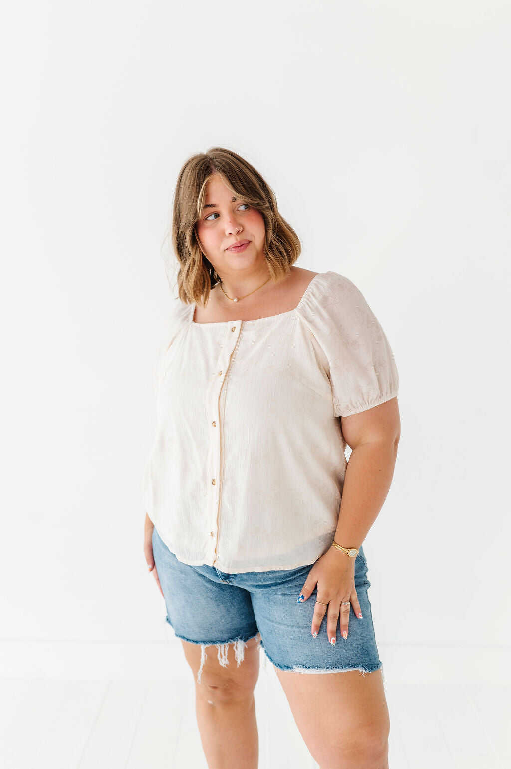 Nora Button Up - Size 3XL Left