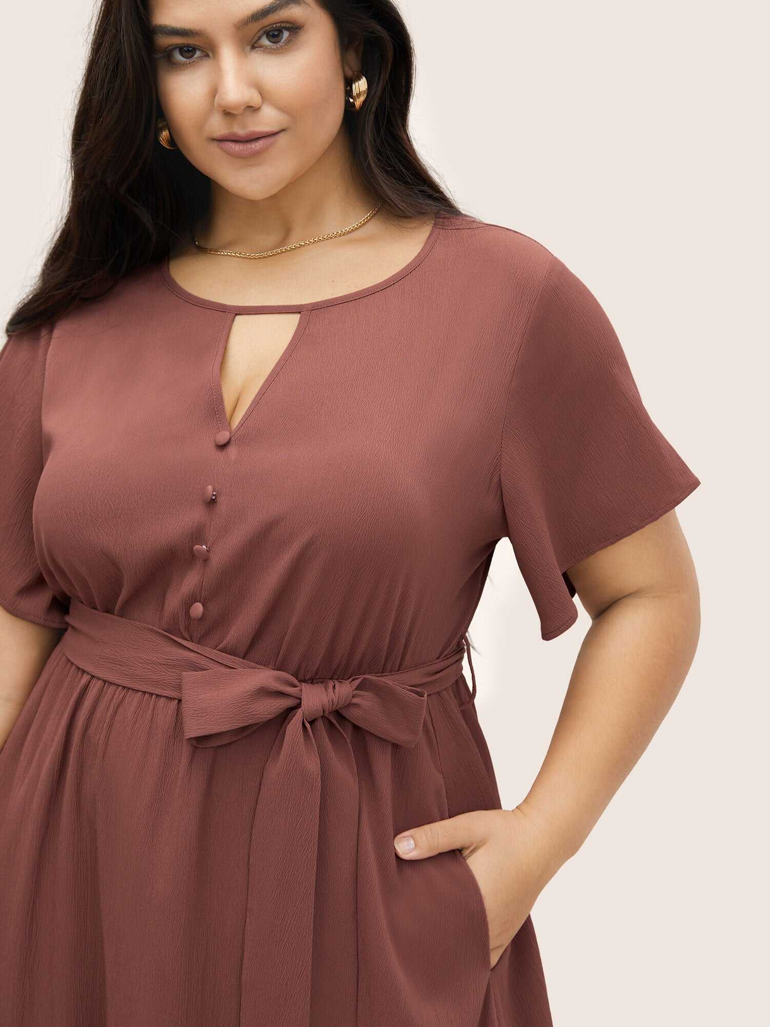 Anti-Wrinkle Keyhole Button Detail Belted Dress
