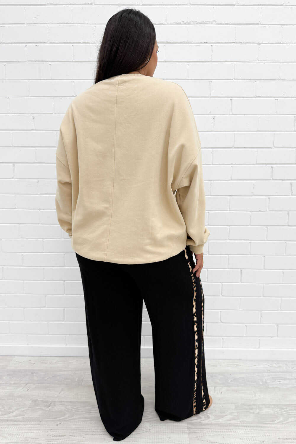 Cara Sweatshirt