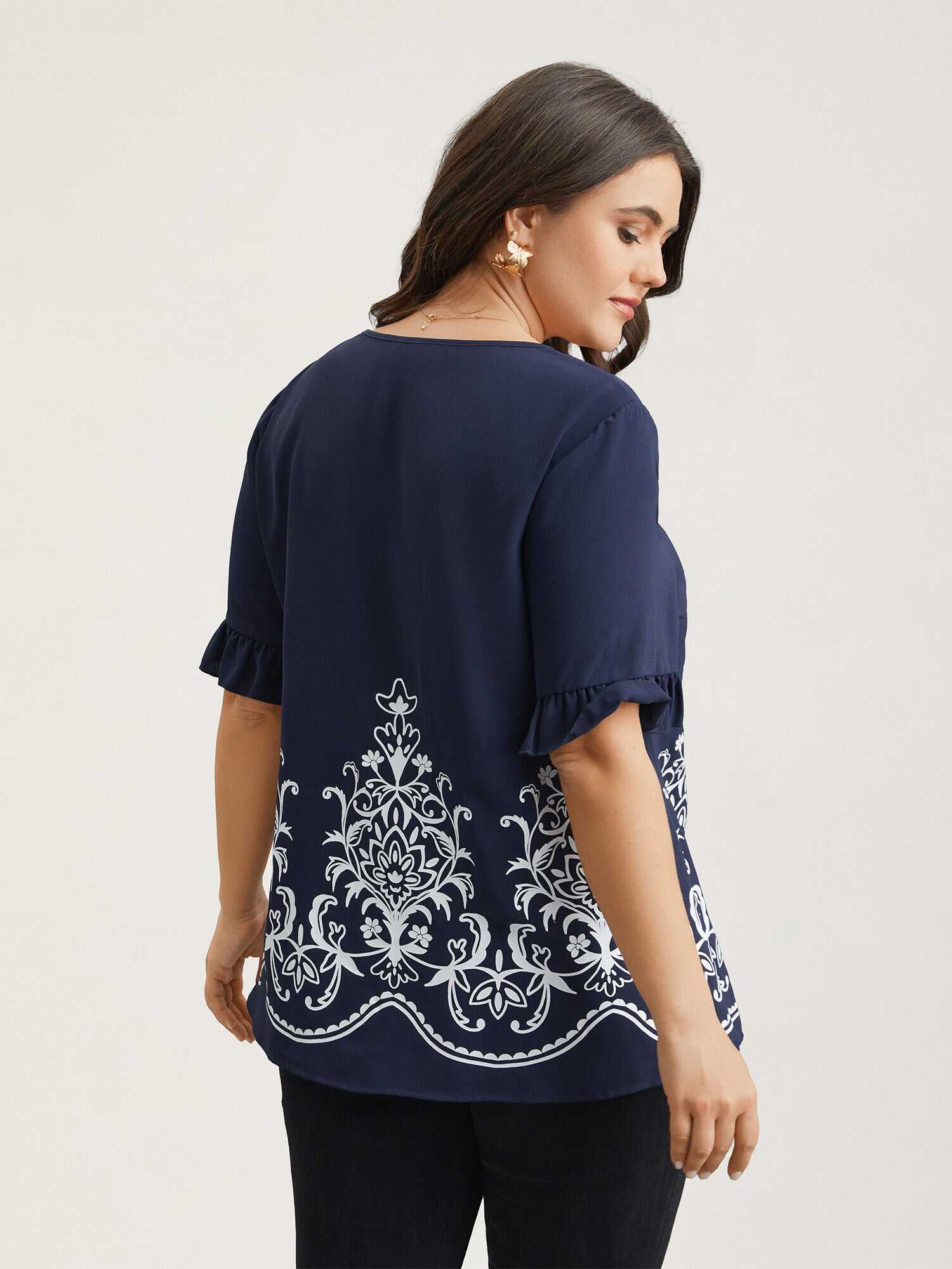 Floral Print Round Neck Ruffled Sleeve Shirt