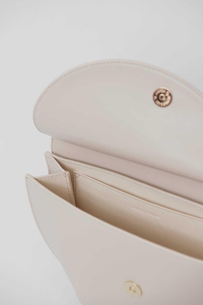 The Clair Bag in Chalk
