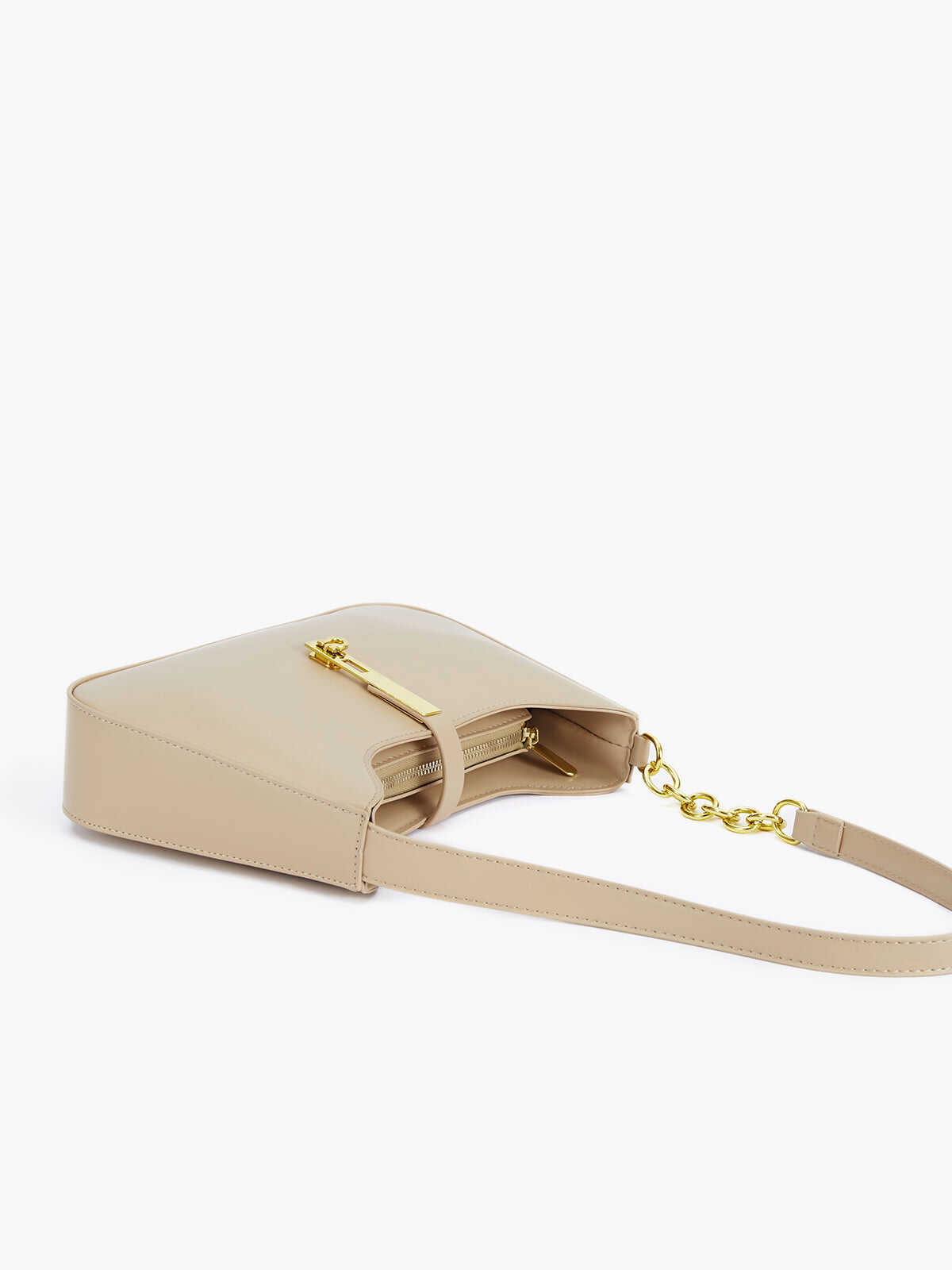 Asymmetrical Chain Shoulder Bag
