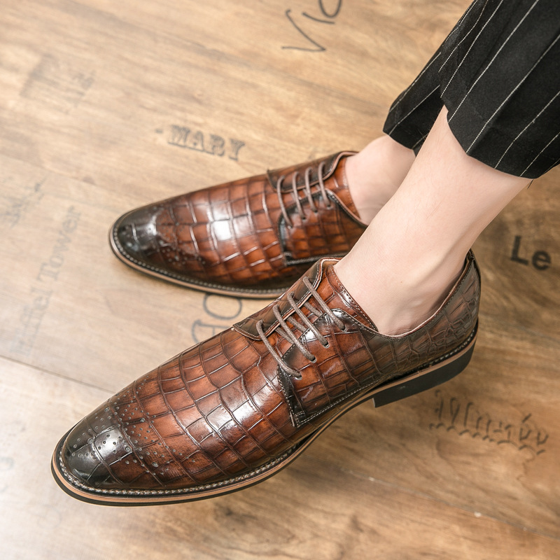 Men's Stylish And Comfortable  Crocodile Pattern Brogues Shoes