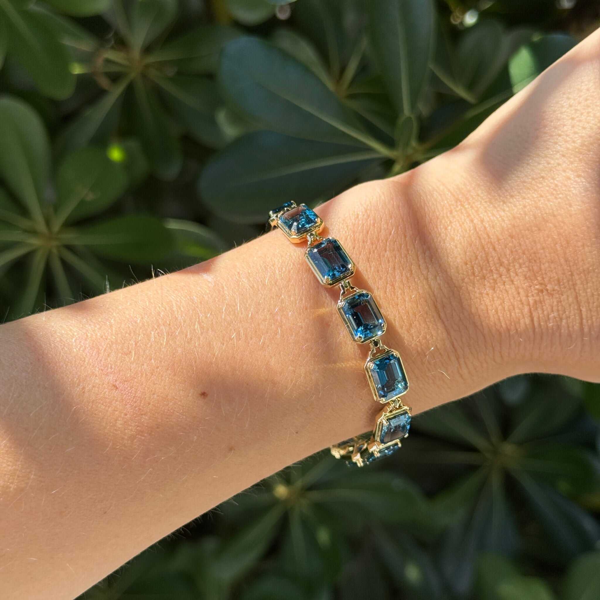 Goshwara Emerald-Cut Blue Topaz 18K Yellow Gold Bracelet
