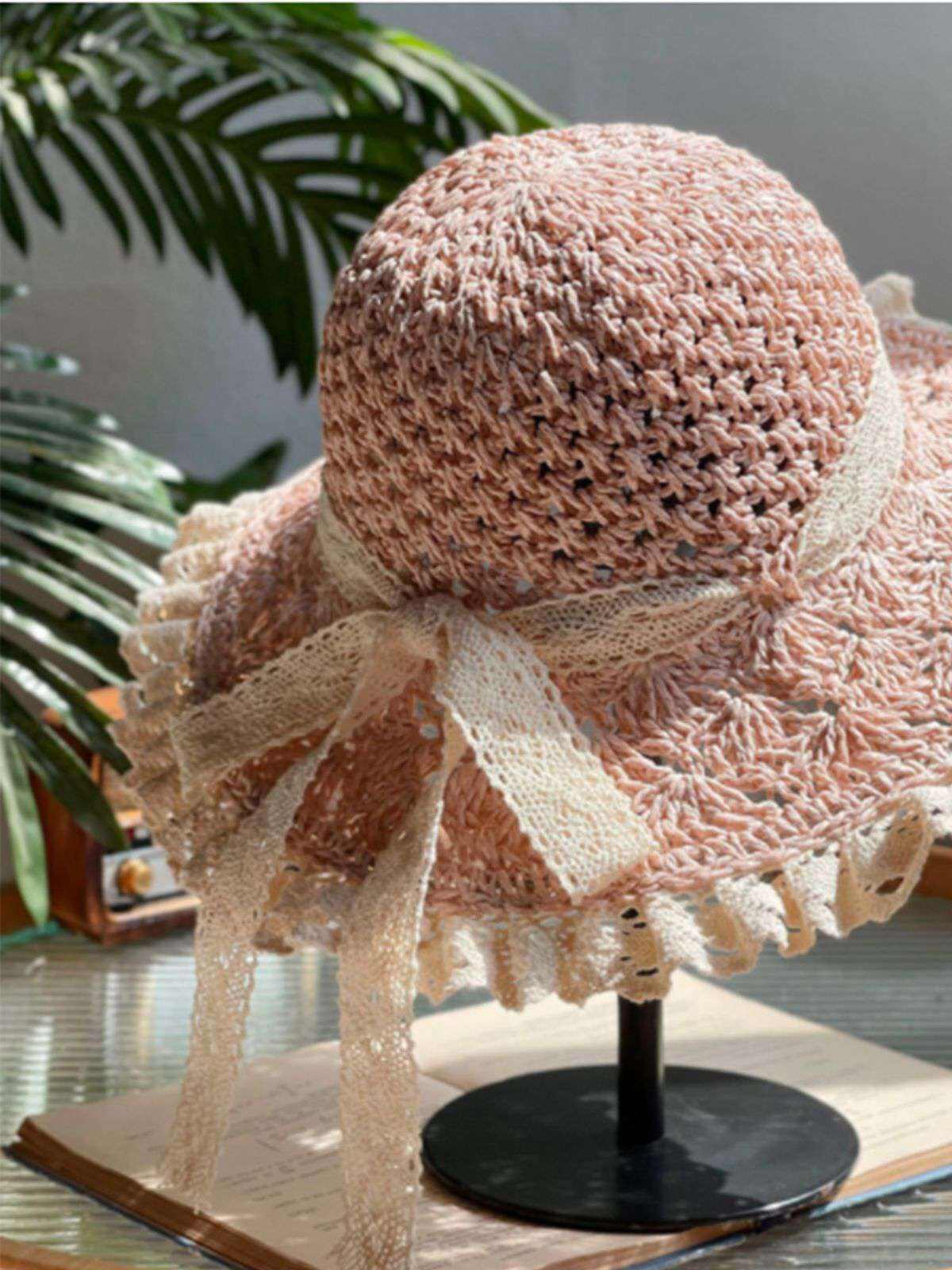 Vintage Knitted Lace Brim Beach Sun Hat